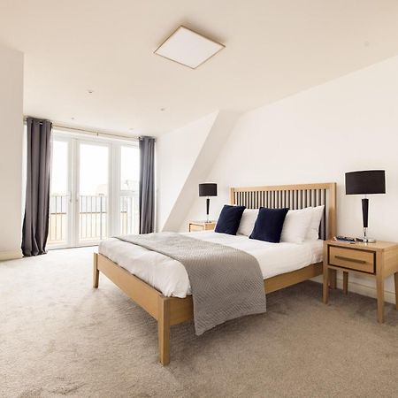 Appartement Charles Hope Staines Centre Extérieur photo
